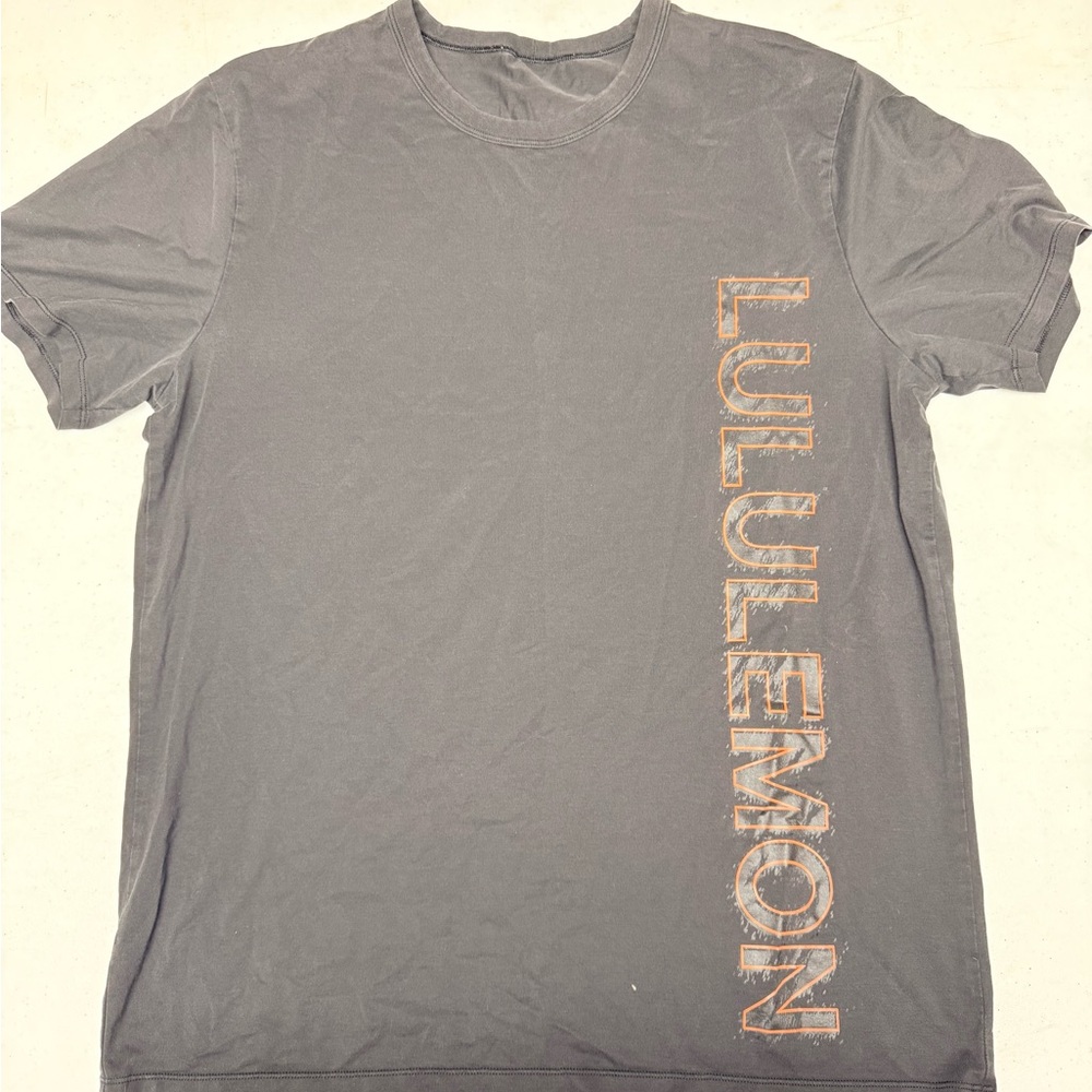 Lululemon Men's Graphic T-Shirt